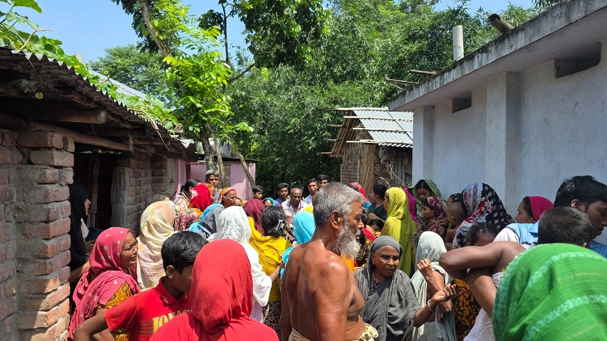 পুত্রবধূকে বাঁচাতে গিয়ে বিদ্যুৎস্পৃষ্টে শ্বশুরেরও মৃত্যু