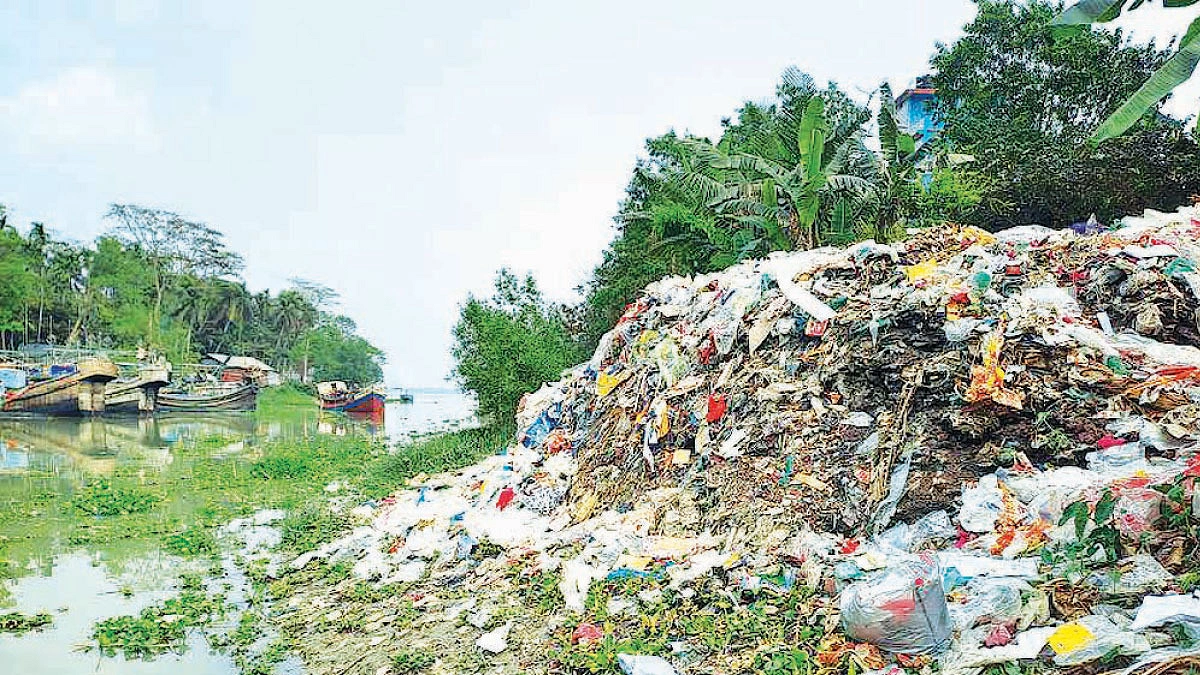 বিপন্ন রায়েন্দা খাল ঝুঁকিতে সুন্দরবনও