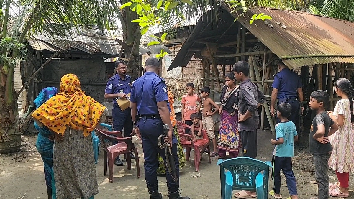 ঝিনাইদহে গরু চোর সন্দেহে যুবককে পিটিয়ে হত্যা