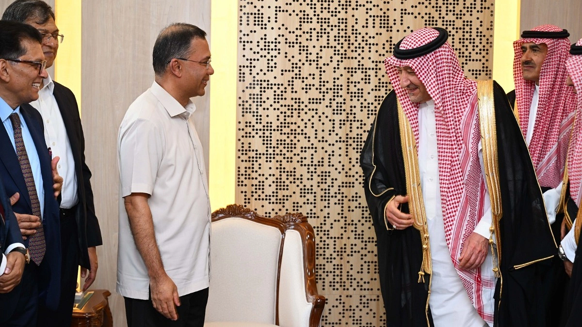 প্রধানমন্ত্রীর সঙ্গে সৌদির উপপররাষ্ট্রমন্ত্রীর বৈঠক
