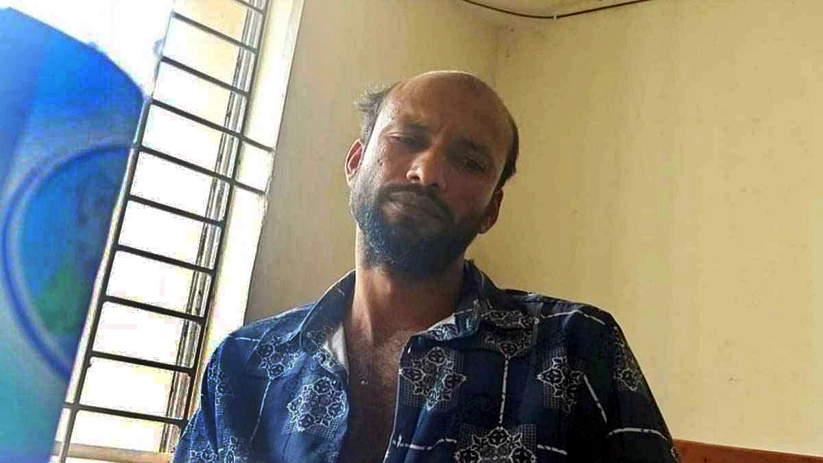 স্বামীর হাতুড়ির আঘাতে স্ত্রী নিহত, থানায় গিয়ে আত্মসমর্পণ