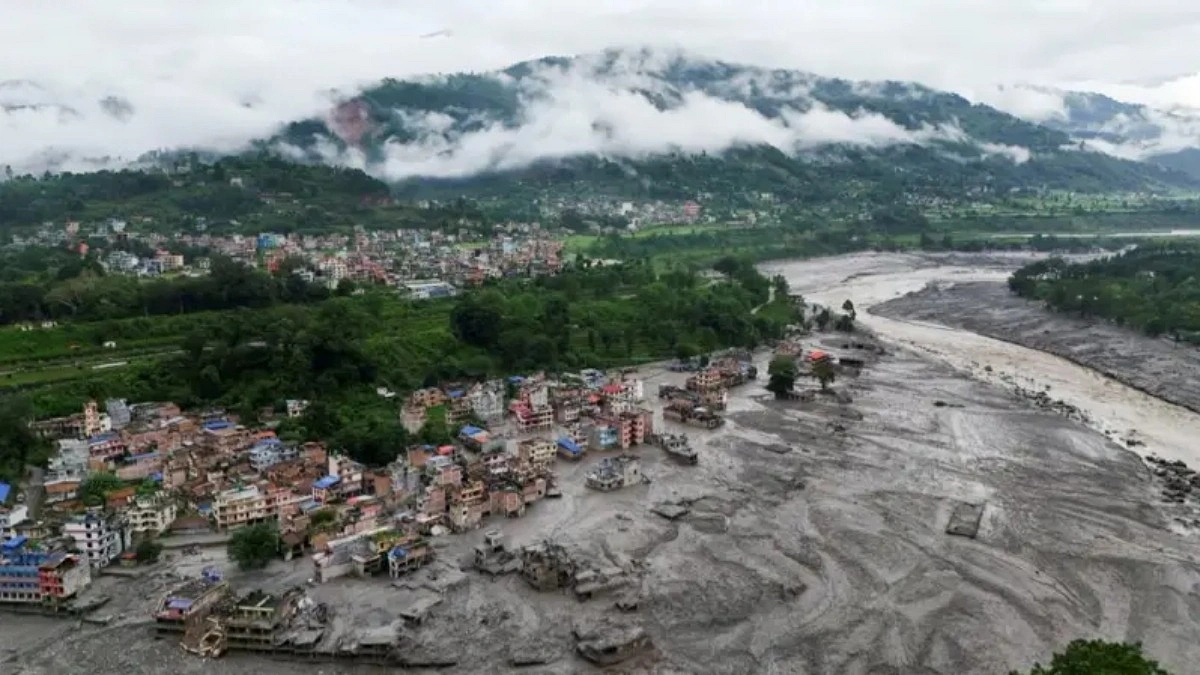 নেপালে বন্যায় নিহত বেড়ে ১৭৭, নিখোঁজ এখনো ৬৪৪ পর্যটক