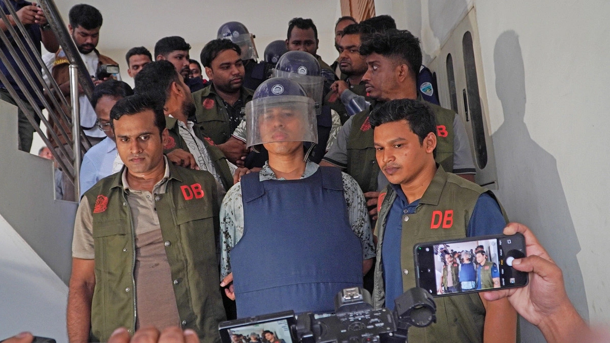 রিমান্ডে ২০ দিন, উদ্ধার হয়নি ‘অস্ত্রের বাটও’