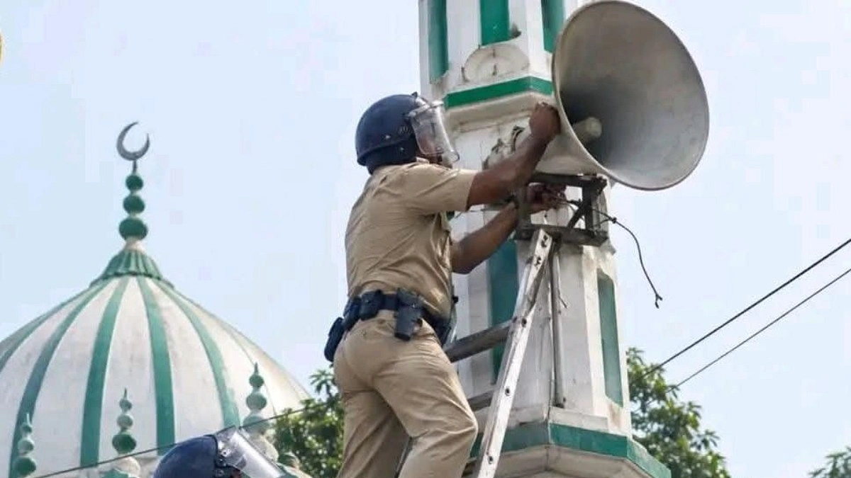 পশ্চিমবঙ্গে মসজিদের মাইক খোলা নিয়ে চরম বিতর্ক