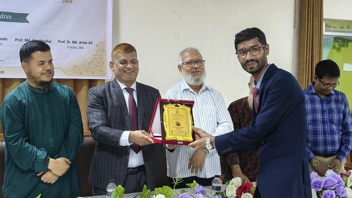 ‘শিক্ষার্থীরাই বিশ্ববিদ্যালয়ের অ্যাম্বাসেডর’