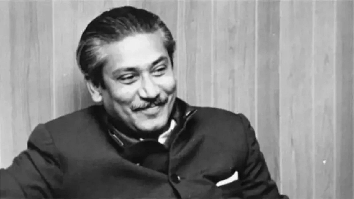 শেখ মুজিবকে হত্যার আগের কয়েক সপ্তাহে বাংলাদেশে যা যা ঘটেছিল