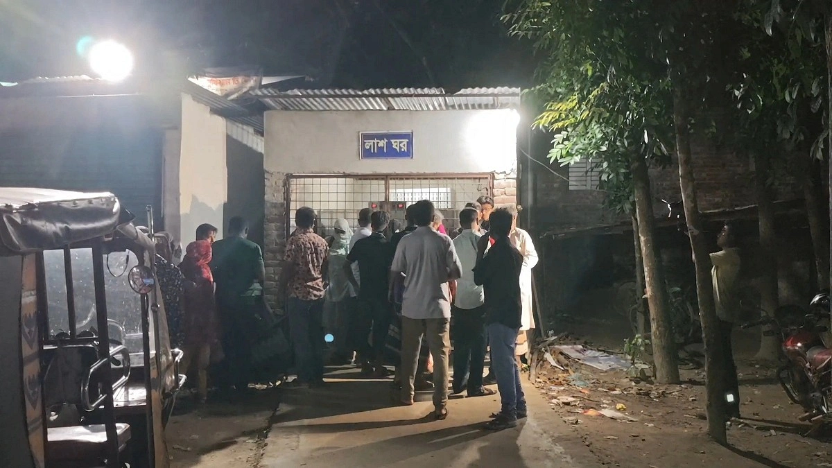 খাবার নিয়ে দ্বন্দ্বে বন্ধুর ছুরির আঘাতে বন্ধু নিহত