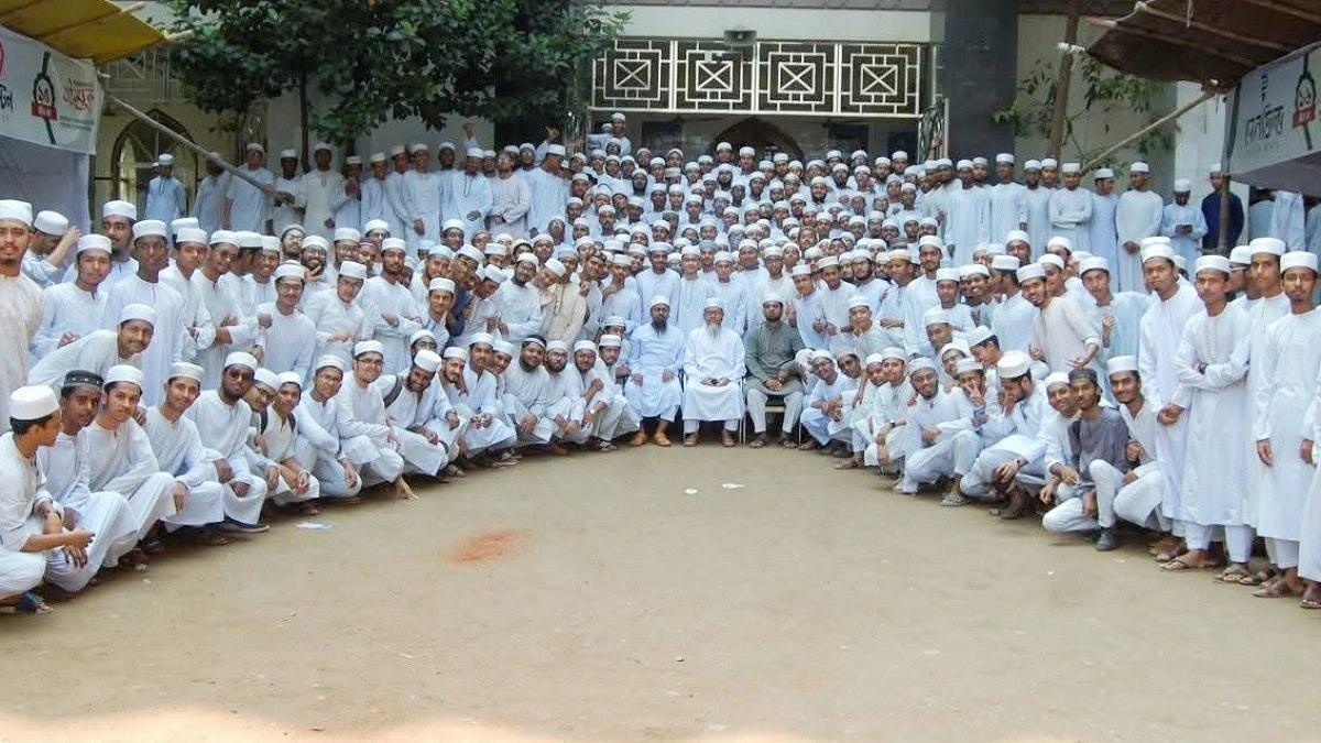 মাদ্রাসায় ফলাফলের শীর্ষে দারুন্নাজাত