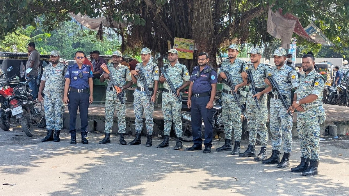 গোপালগঞ্জে নিরাপত্তা ব্যবস্থা জোরদার, ৫ প্লাটুন বিজিবি মোতায়েন