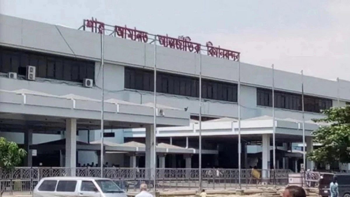 বিমানে অসুস্থ যাত্রী, জরুরি অবতরণের পর মৃত ঘোষণা