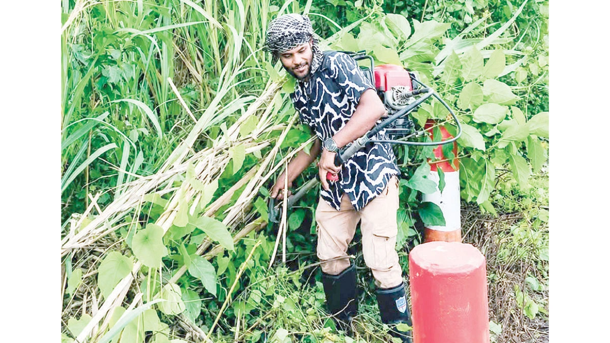 মহাসড়ক নিরাপদ রাখতে কামরুলের লড়াই