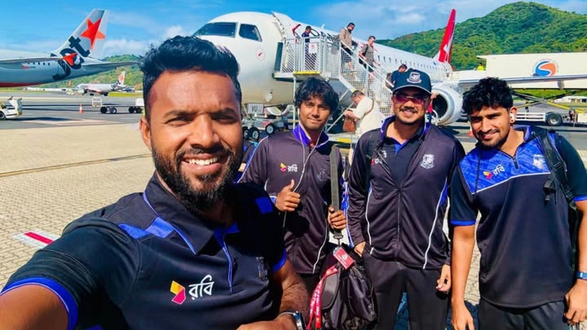 পরের টেস্টের শহরে পৌঁছেছেন ক্রিকেটাররা