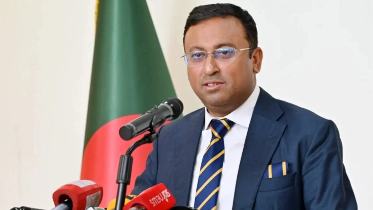 প্রধানমন্ত্রীর ভারত সফরের জন্য তাড়াহুড়ো নেই : হুমায়ুন কবির