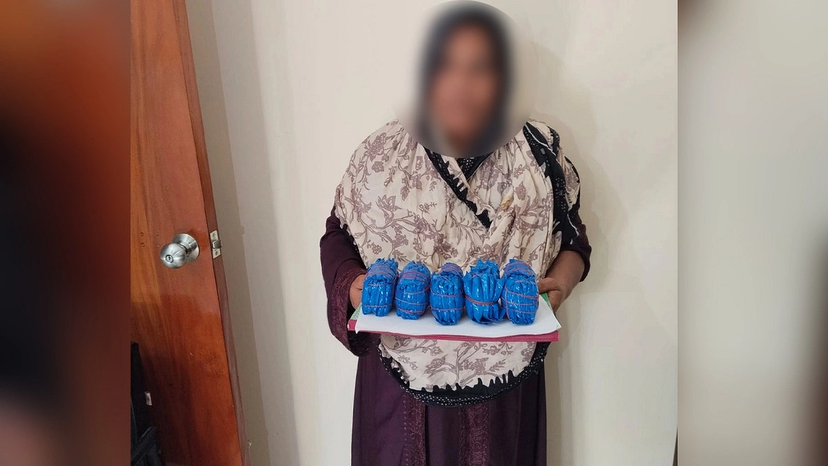 বাগেরহাটে ১০ হাজার ইয়াবাসহ নারী গ্রেপ্তার