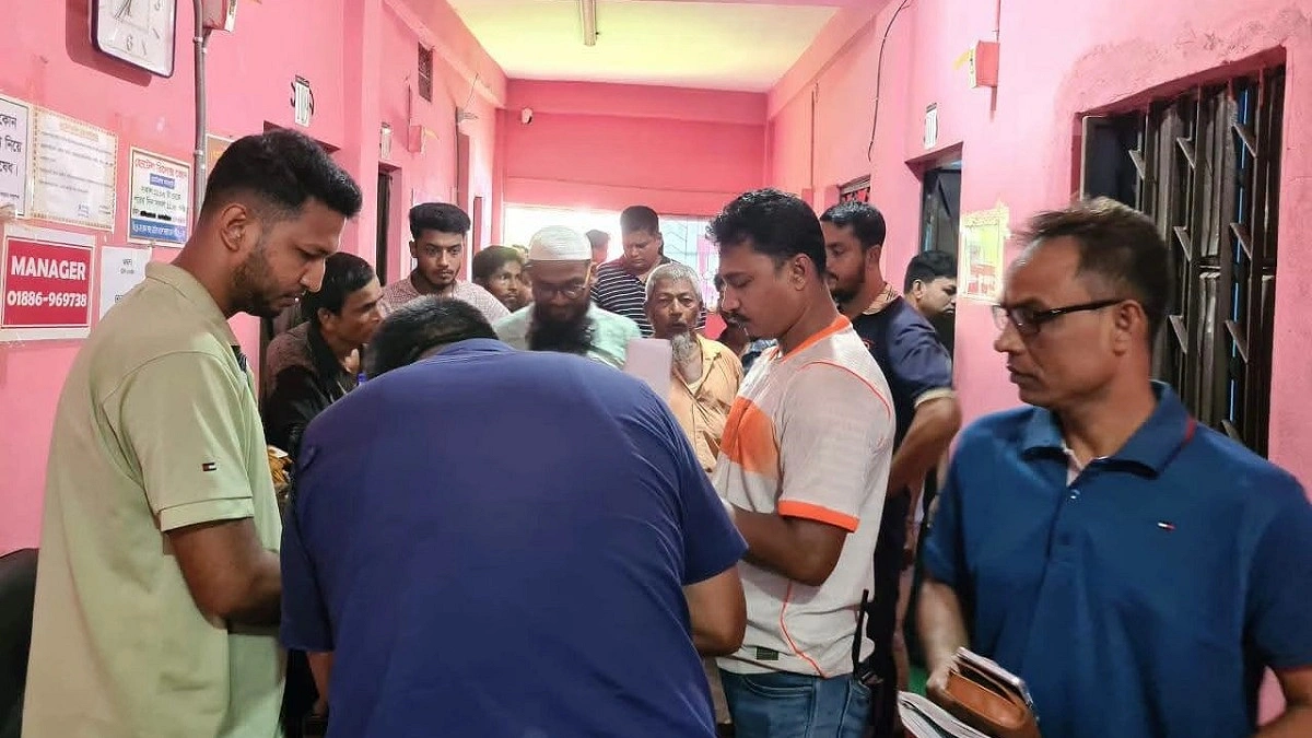 হোটেলের কক্ষে পুলিশ সদস্যের মৃত্যু, আহত স্ত্রী
