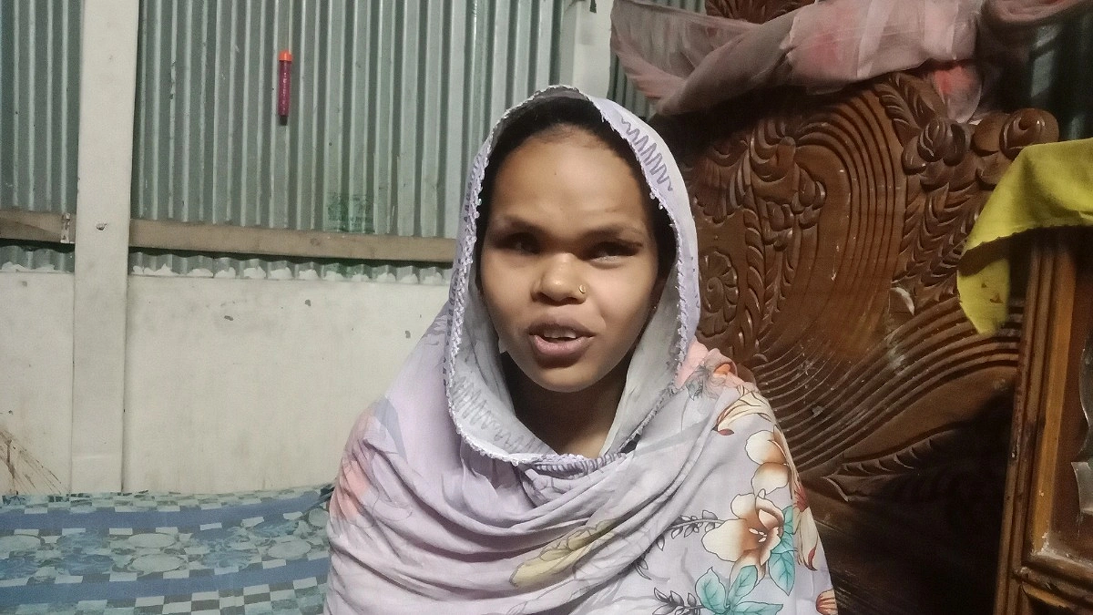 চোখে আলো নেই, তবু রুবিনার এসএসসি জয়