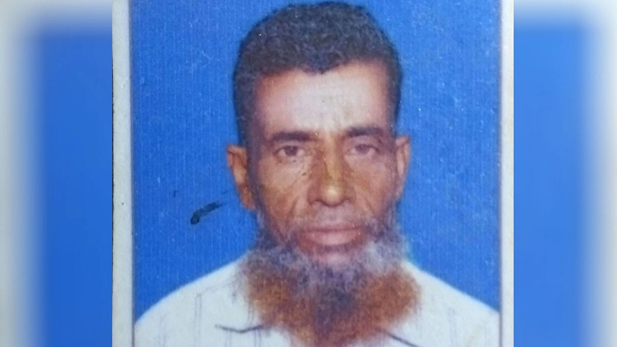 জালে উঠল জেলের মরদেহ