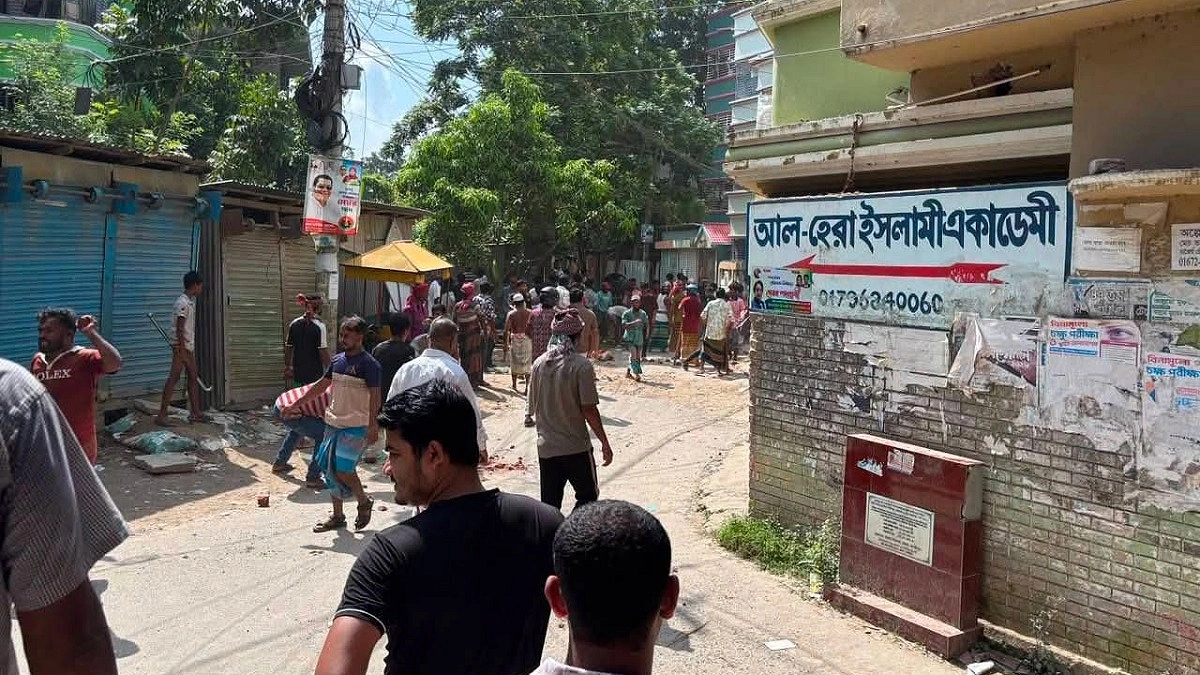 ‘প্রেমের সম্পর্কে বাধা’, দুই গ্রামবাসীর সংঘর্ষে আহত ১৫