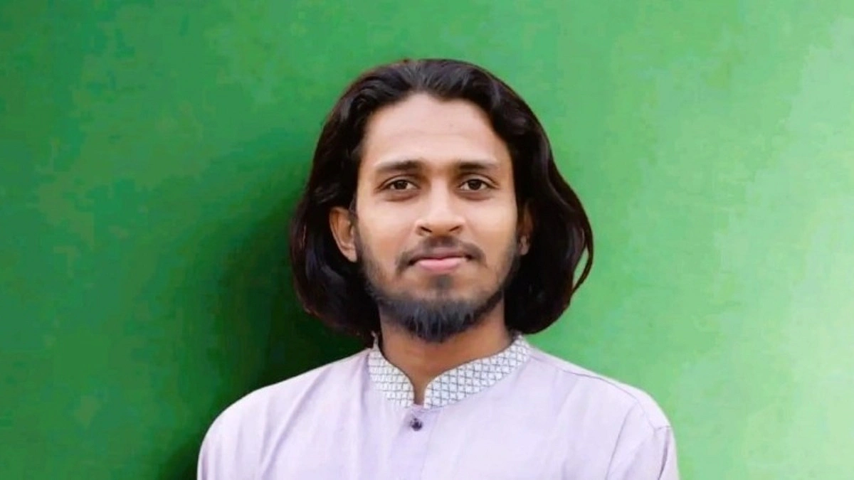আম্মারের নেতৃত্বে রাজশাহী রেল স্টেশনে তাণ্ডব