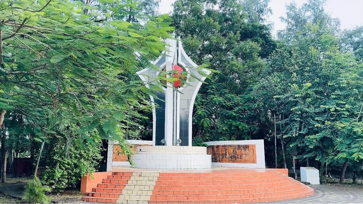 নোবিপ্রবিতে জাতীয় সংগীতের ভিডিওতে শেখ হাসিনার ছবি, তদন্তে কমিটি