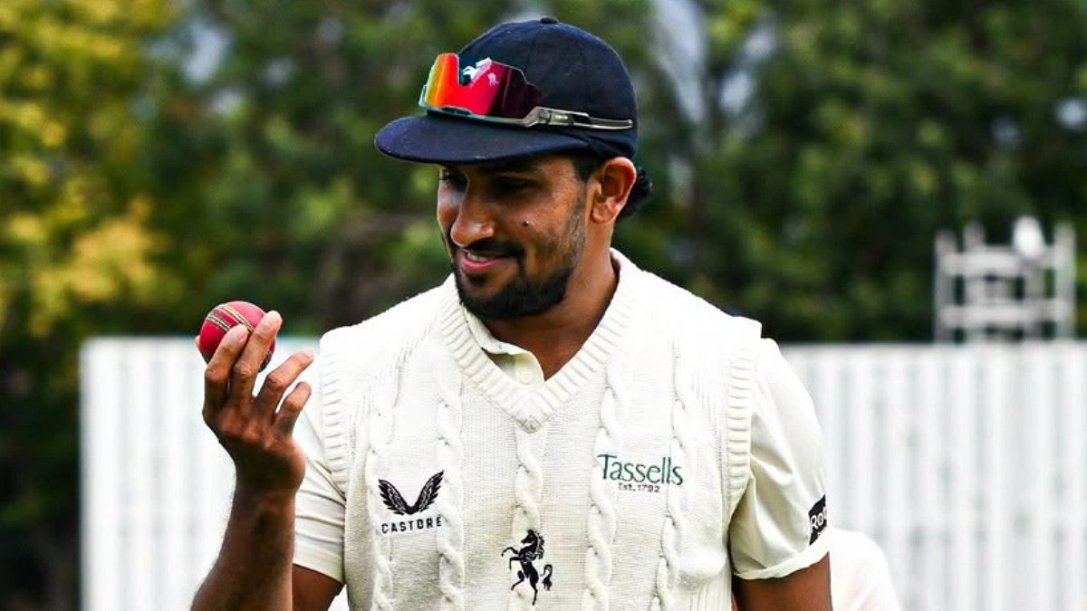 কেন্টের হয়ে পাঁচ উইকেট নিলেন খালেদ