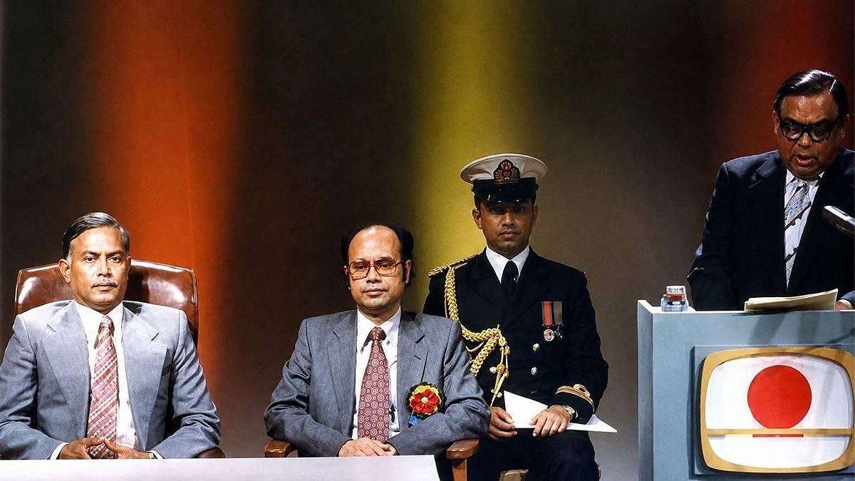 বিটিভির রঙিন লোগো অনুমোদন করেছিলেন প্রেসিডেন্ট জিয়াউর রহমান। তার সময়েই দর্শকদের জন্য প্রথমবার রঙিন সম্প্রচারে যায় রাষ্ট্রীয় এই টেলিভিশনটি। ফাইল ছবি