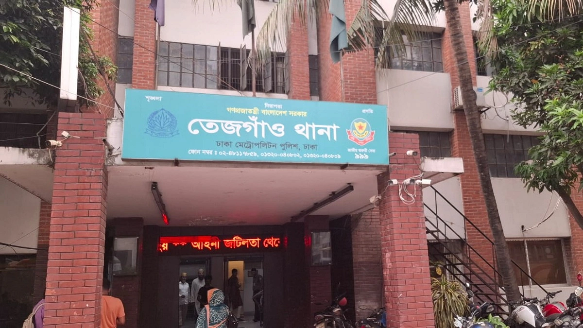 তেজগাঁও মসজিদে ‘গোপন বৈঠক’, জঙ্গি সন্দেহে আটক ২৩