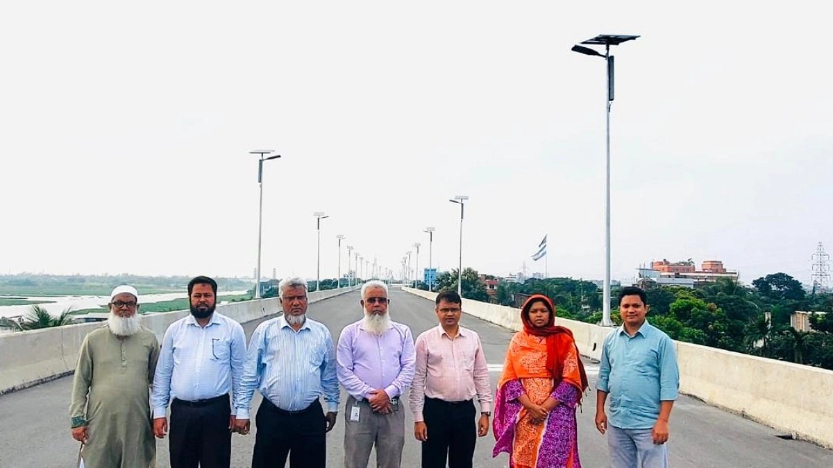 সৌরবিদ্যুতে আলোকিত হবে পঞ্চবটি-মুক্তারপুরের দোতলা সড়ক
