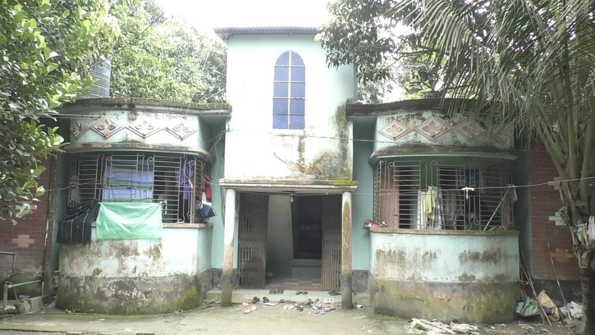 রূপগঞ্জে ব্যবসায়ীর বাড়িতে ডাকাতি, স্বর্ণ-টাকা লুট