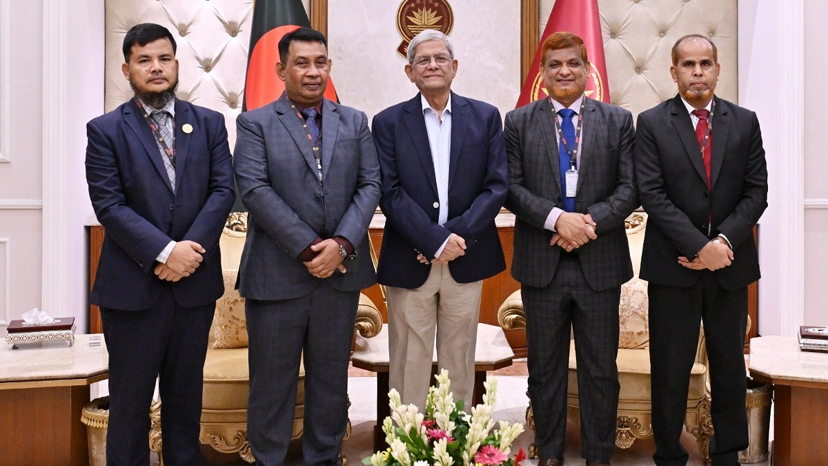কীটনাশক ব্যবহারে কৃষকদের সচেতন হতে হবে: রাষ্ট্রপতি