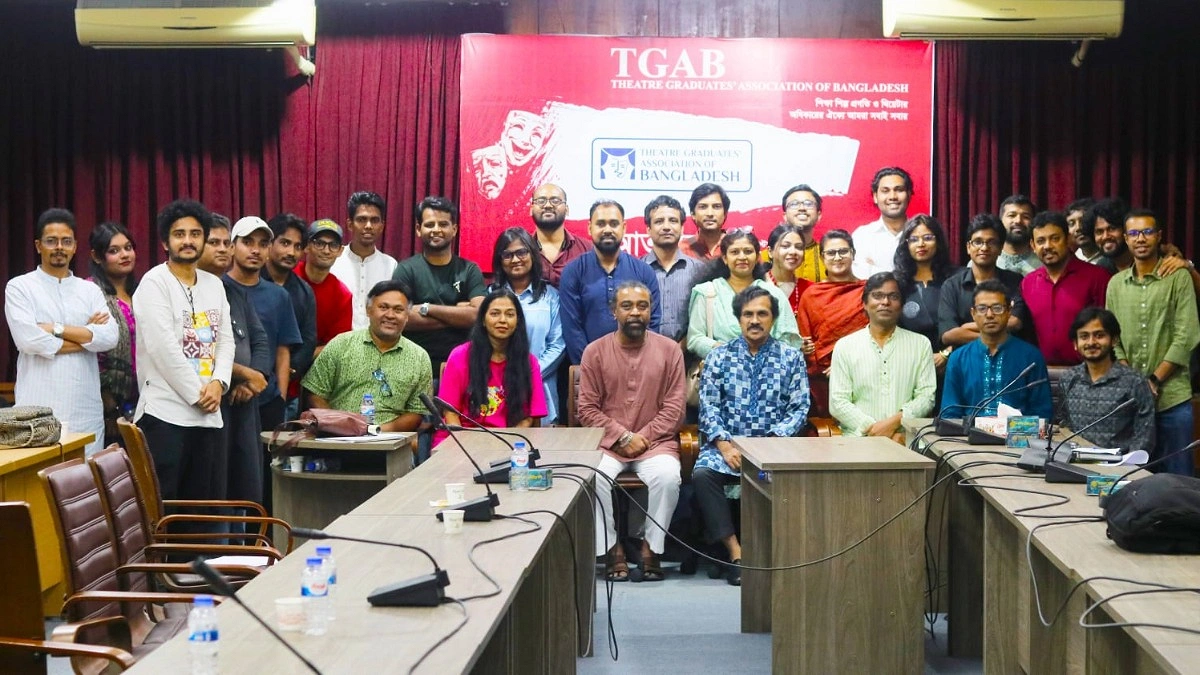 থিয়েটার গ্র্যাজুয়েটস অ্যাসোসিয়েশন অব বাংলাদেশের যাত্রা শুরু