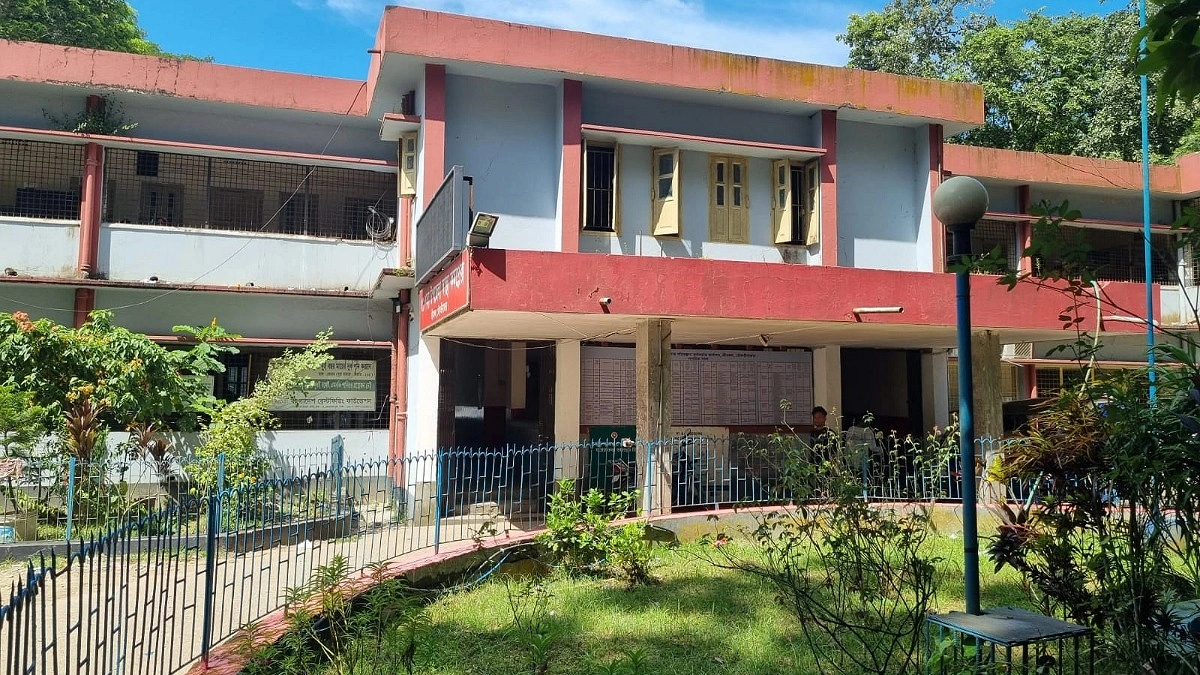 বাসের ধাক্কায় দুমড়েমুচড়ে গেল অটোরিকশা, নিহত ৩