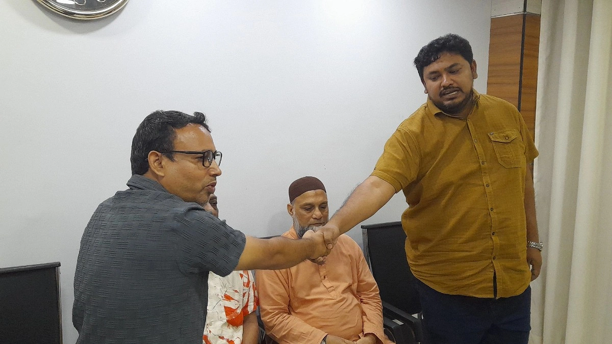 ২৬ লাখ টাকার ‘মিথ্যা অভিযোগ’, অবশেষে প্রকাশ্যে ক্ষমা