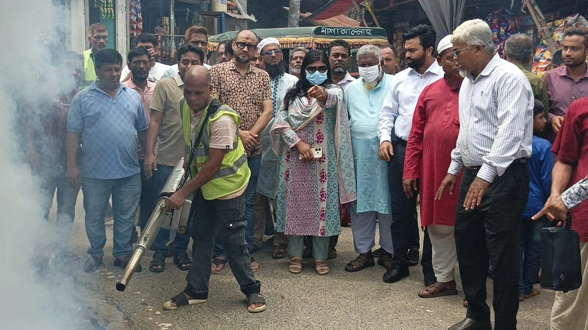 ডেঙ্গু প্রতিরোধ চসিকের বিশেষ অভিযান