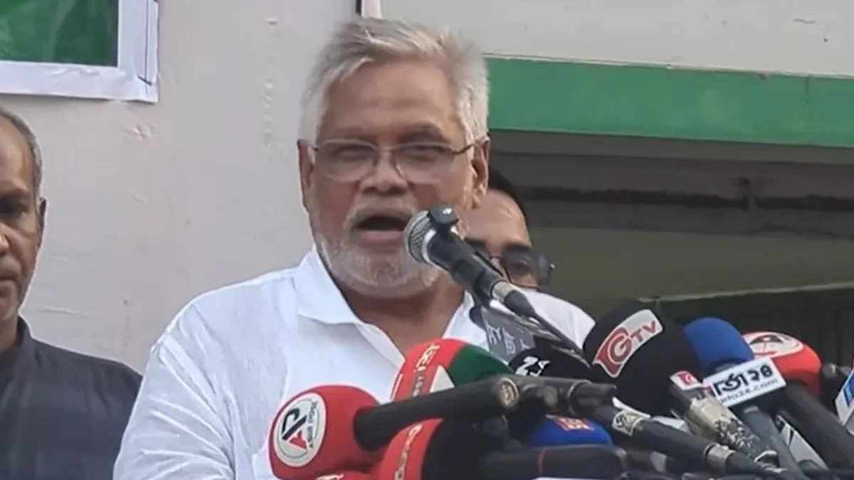 ইতিহাস বলে, পলায়নকারী ফ্যাসিস্ট আর ফিরতে পারে না : আমান