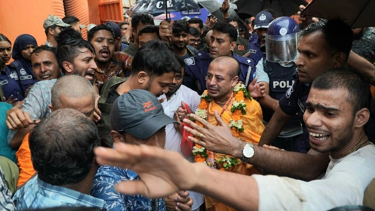 জেলখানায় চিন্ময়ের মায়ের শ্রাদ্ধ করার আবেদন