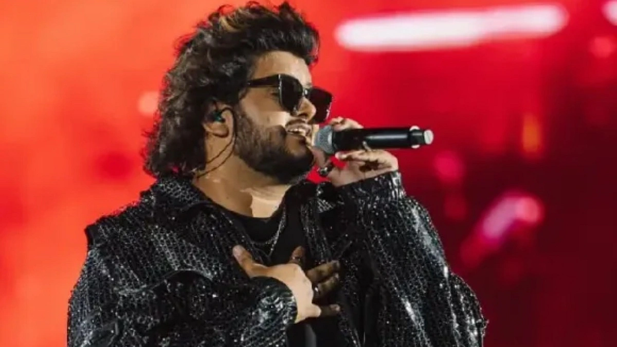 কনসার্টের পুরো আয় নেপালের বন্যার্তদের দেবেন বিশাল মিশ্র