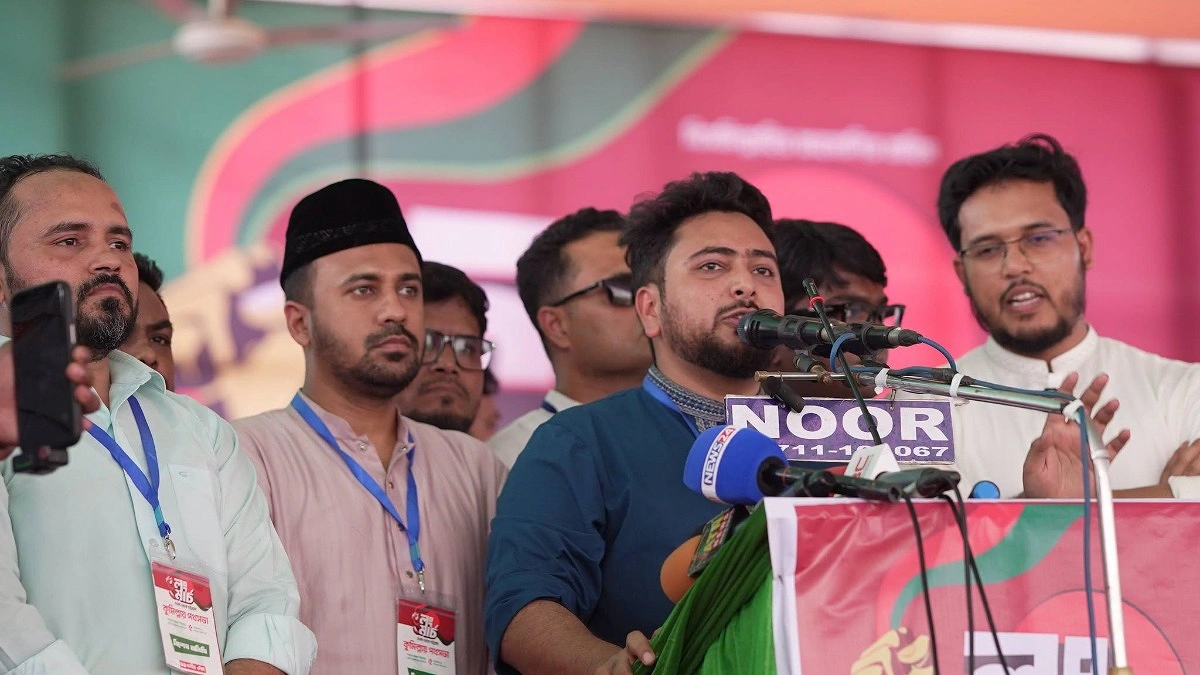 লংমার্চে নাহিদ দেখছেন ‘অভূতপূর্ব সাড়া’