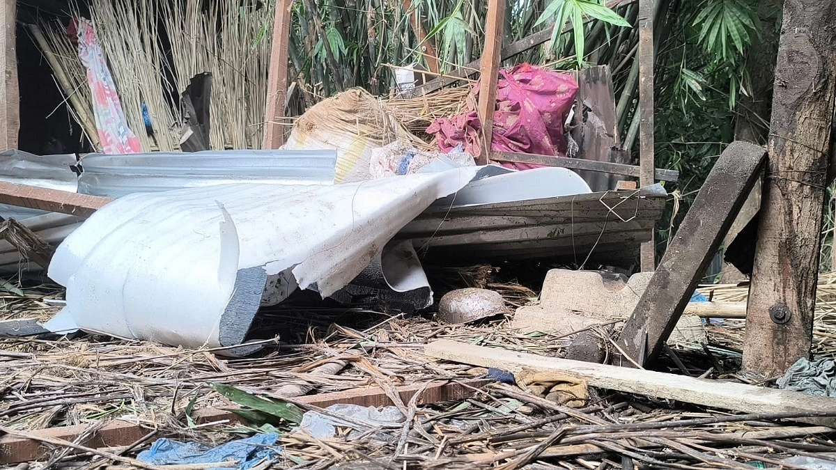 রান্নাঘরে মজুত ছিল ককটেল, বিস্ফোরণে আহত গৃহবধূ