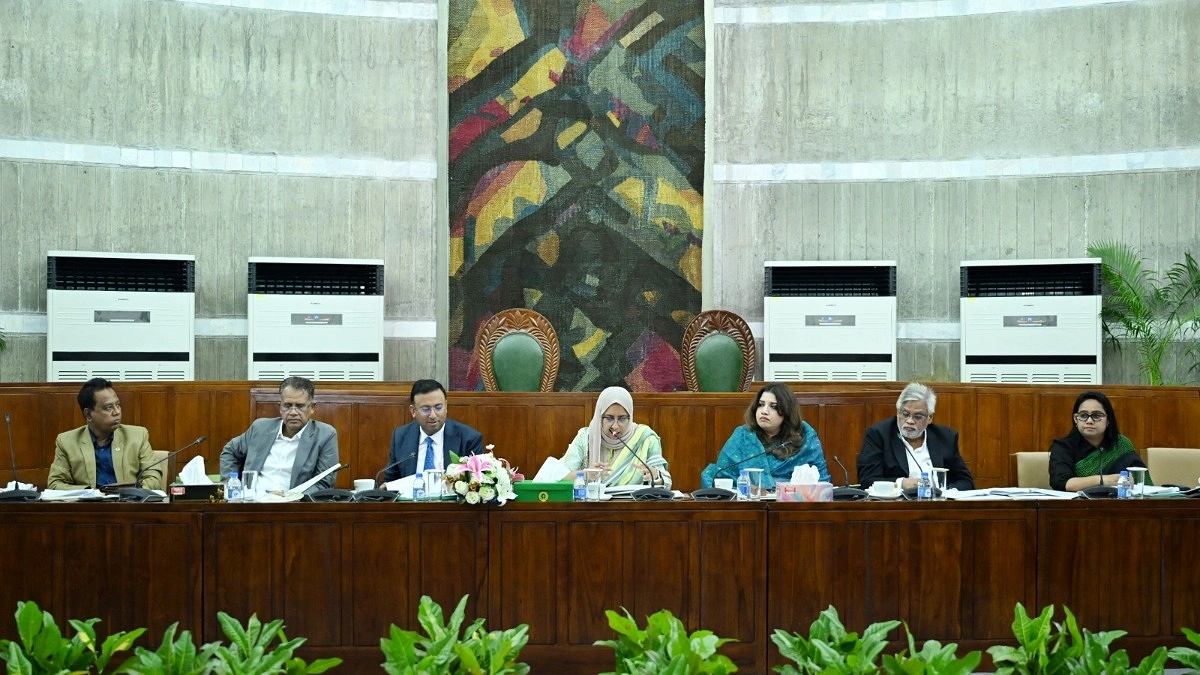 হাসিনাকে ফেরাতে কূটনৈতিক উদ্যোগ অব্যাহত