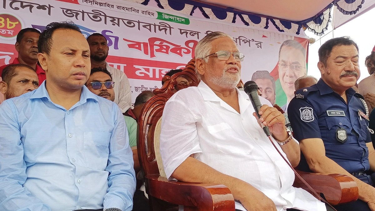 ‘ফ্যাসিস্ট সরকার খালেদা জিয়াকে বাড়ি থেকে বের করেছিল, আল্লাহ তাকে দেশছাড়া করেছে’