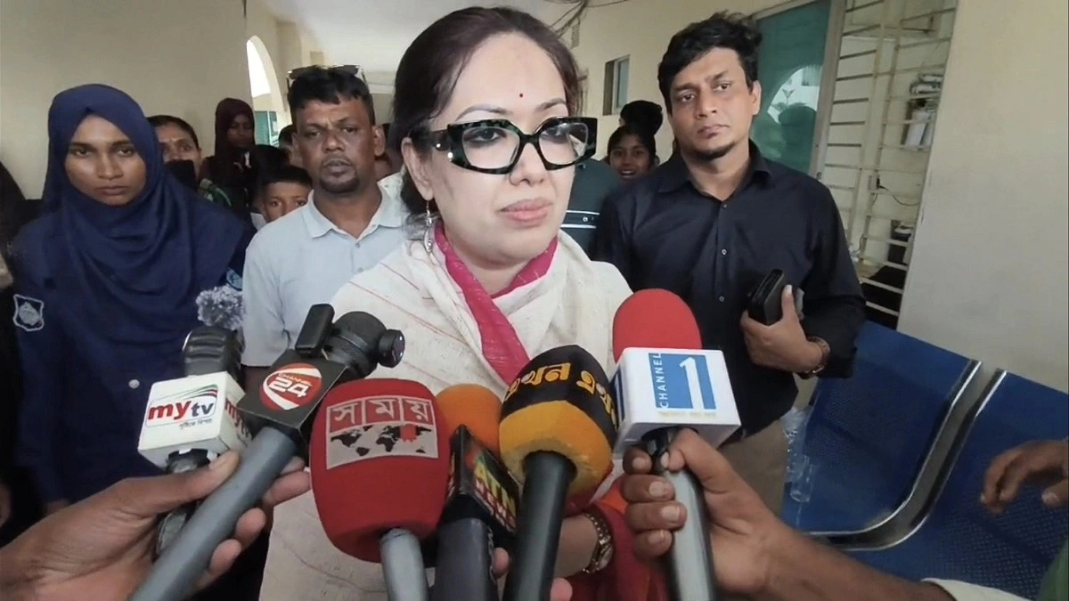 যে দেশ ছাড়েন, চাইলে আবার ঢুকতেও পারেন: রুমিন ফারহানা
