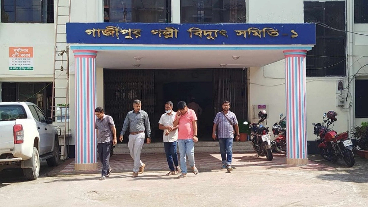 বিদ্যুৎ বিল নিয়ে সিফাতের অভিযোগ, কী বলছে পল্লী বিদ্যুৎ সমিতি