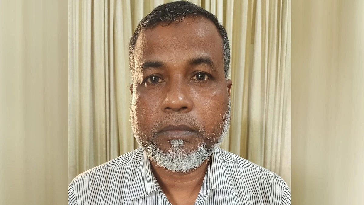 স্যানিটারি ইন্সপেক্টর আতোয়ারের ‘স্বাস্থ্য সনদ বাণিজ্য’