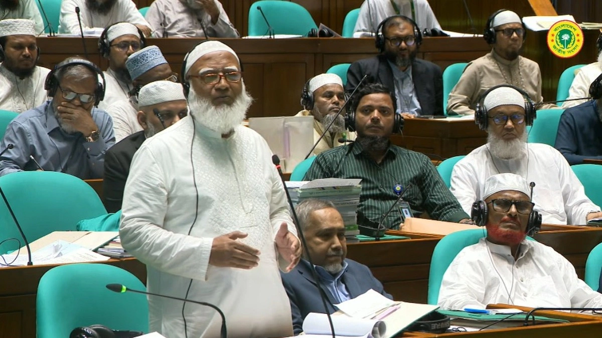 এত আসি আসি বলেন তো গেলেন কেন