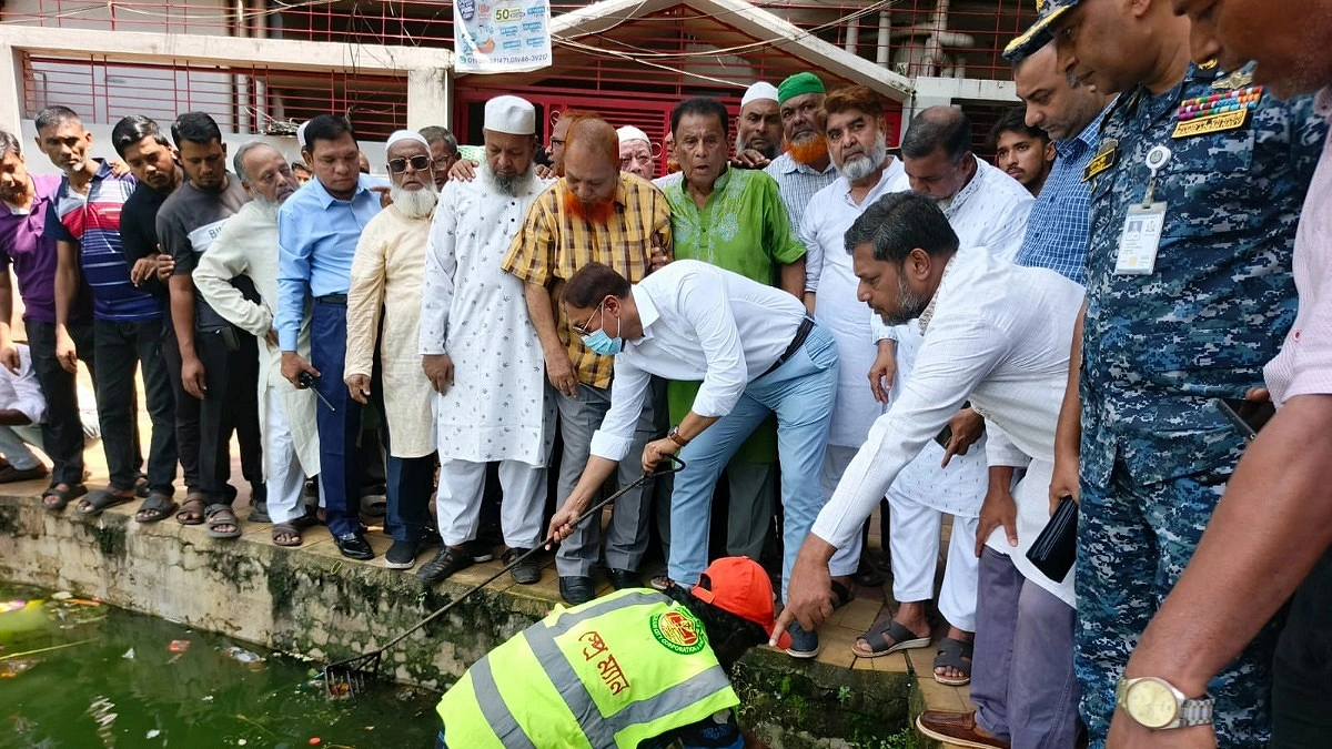 ডেঙ্গু ঠেকাতে সচেতনতায় গুরুত্ব মেয়রের