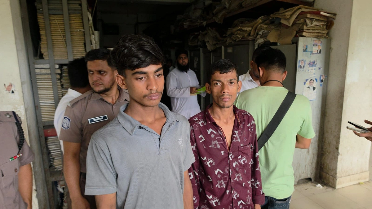 এক্সপ্রেসওয়েতে লাশ : সুপারভাইজার-হেল্পারের দায় স্বীকার, চালক রিমান্ডে