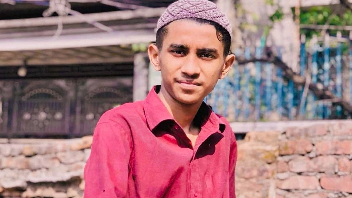 সিনিয়রের সামনে সিগারেট জ্বালানোয় তানিমকে হত্যা করা হয়
