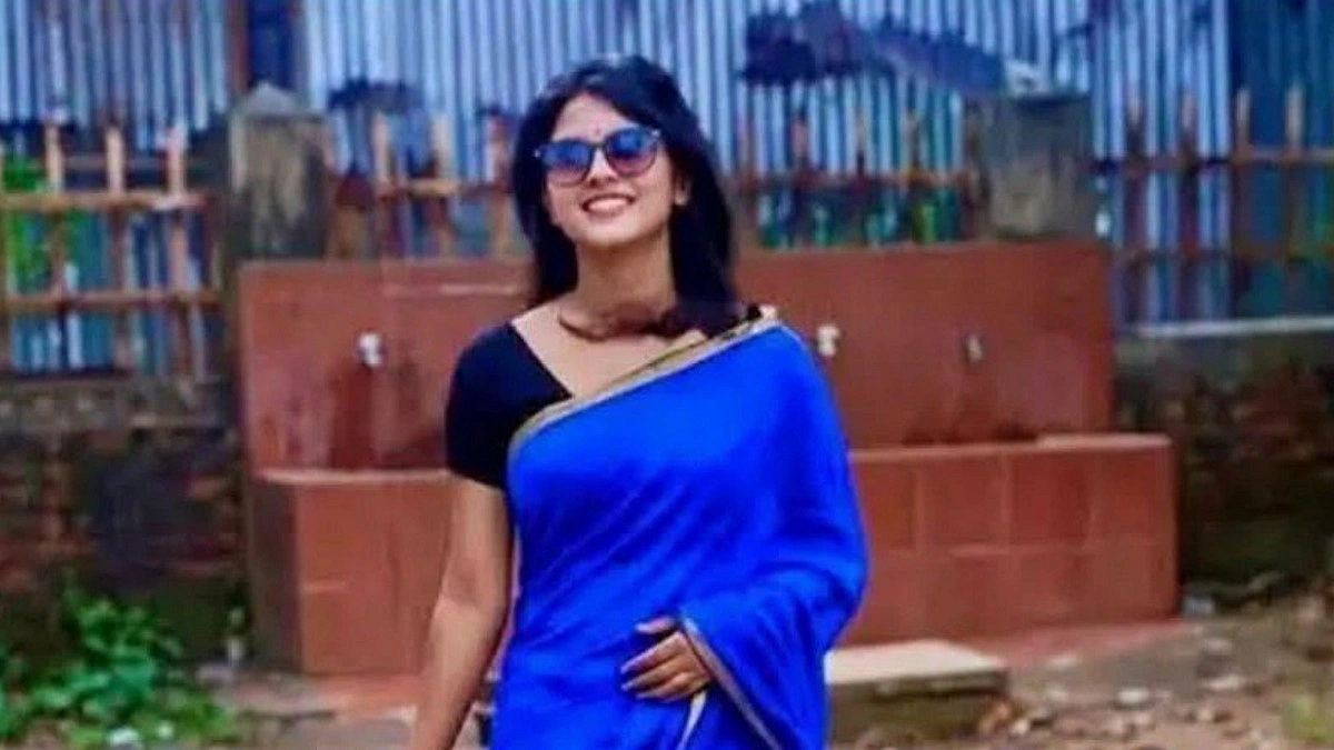 ‘শ্রাবণের মেঘ’ ভিডিওতে আলোচিত বিউটি পাচ্ছেন ‘গুণী শিক্ষক’ সম্মাননা