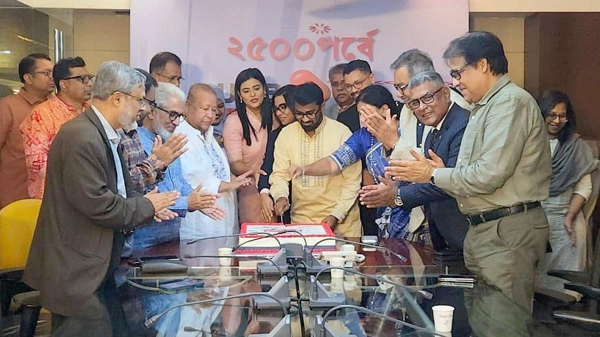 ২৫০০তম পর্বে ‘ইউসিবি টু দ্য পয়েন্ট’